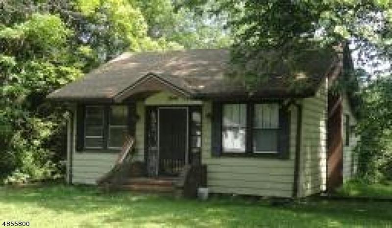 30 Madelyn Ave - Photo 1