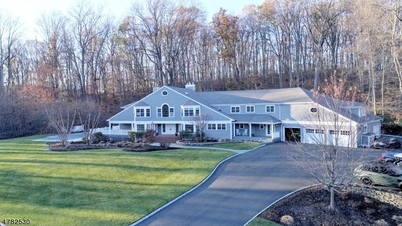 18 Old Wood Ln - Photo 1
