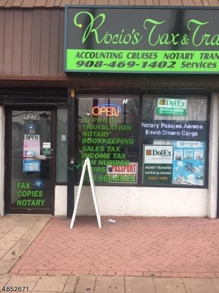 925 Elizabeth Ave - Photo 1