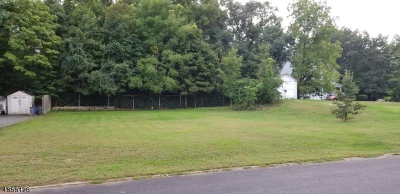 11 Maple Ave - Photo 1