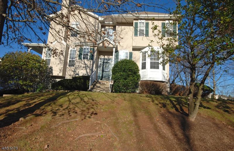 33 Clearbrook Ln - Photo 1