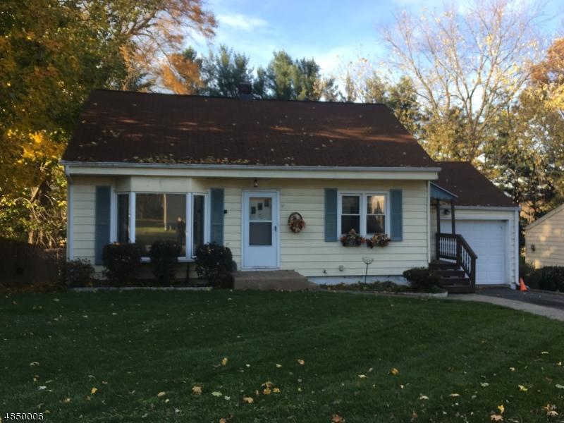 51 Hillcrest Ave - Photo 1