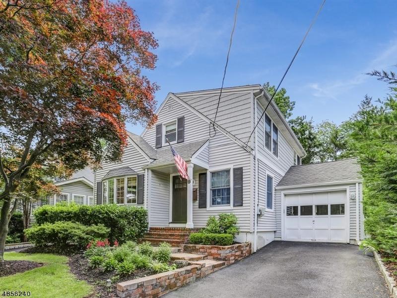 3 Niles Ave - Photo 1