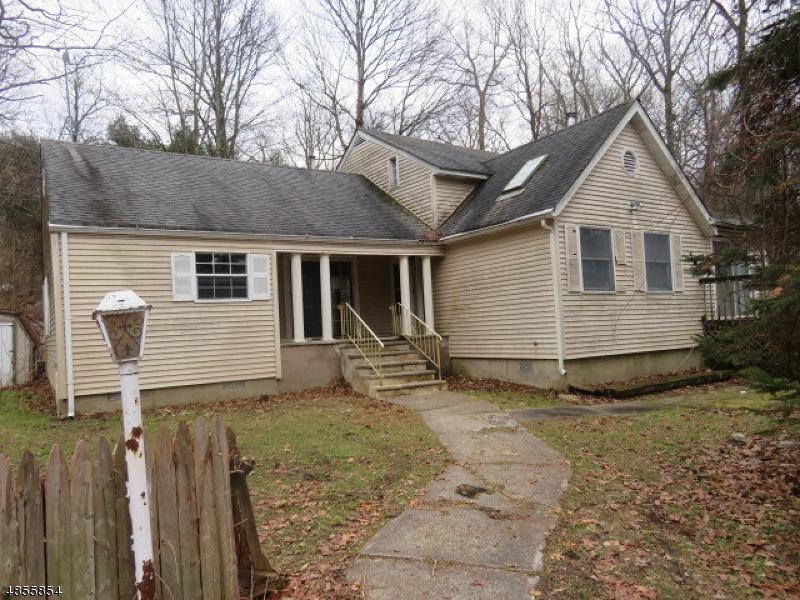 22 Elizabeth Rd - Photo 1