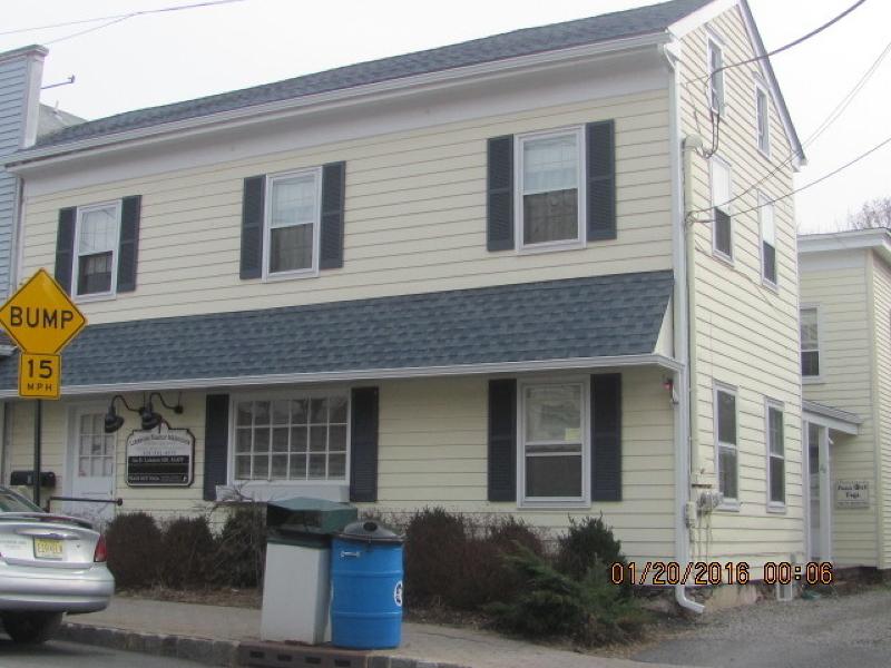 20 Bridge St - Photo 1