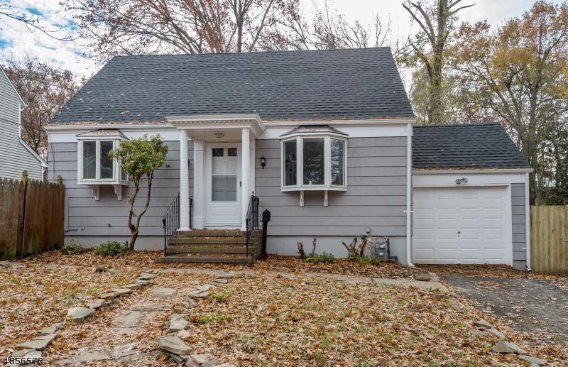 81 Commonwealth Ave - Photo 1