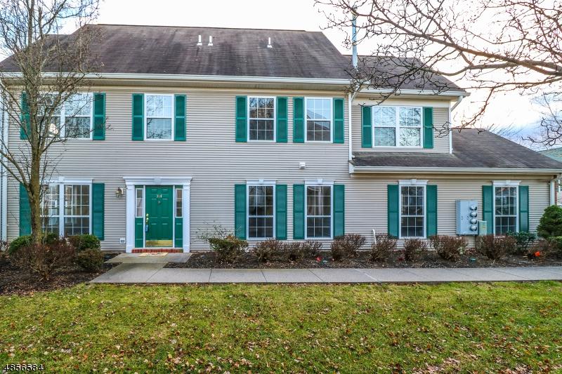 364 Ellen Ln - Photo 1