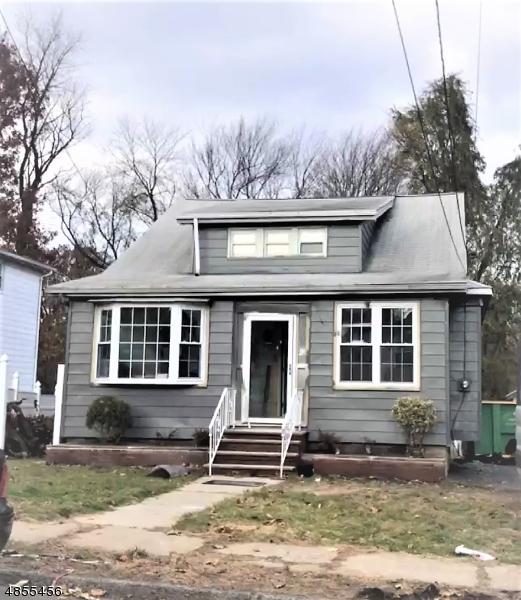 248 Winfield Ter - Photo 1