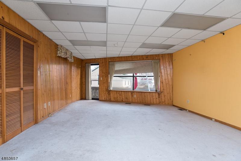 12 S Main St - Photo 1