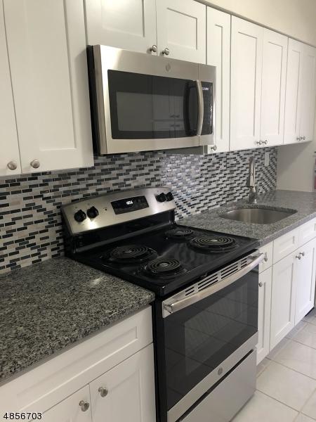 377 S Harrison St - Photo 1