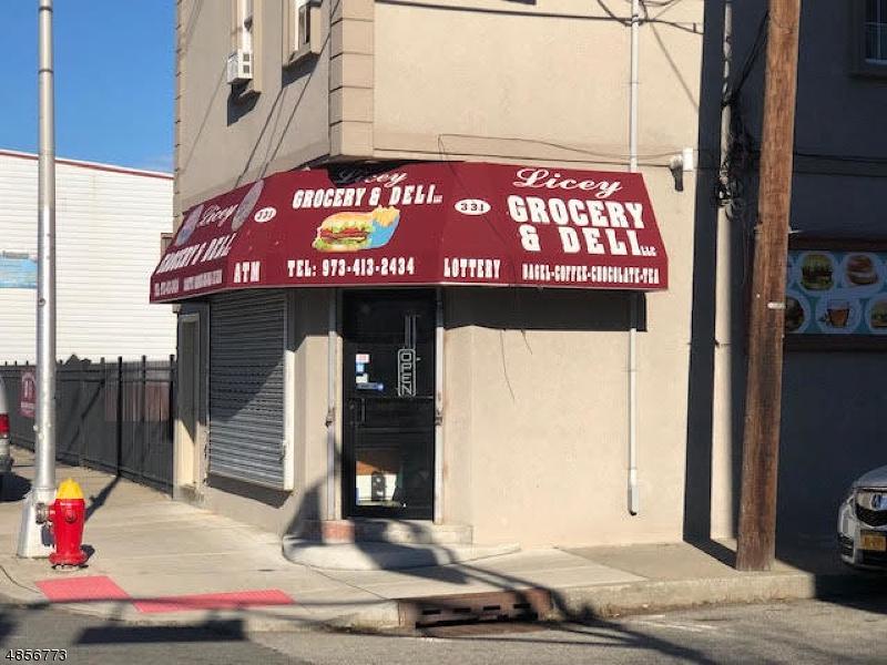 331 Straight St - Photo 1
