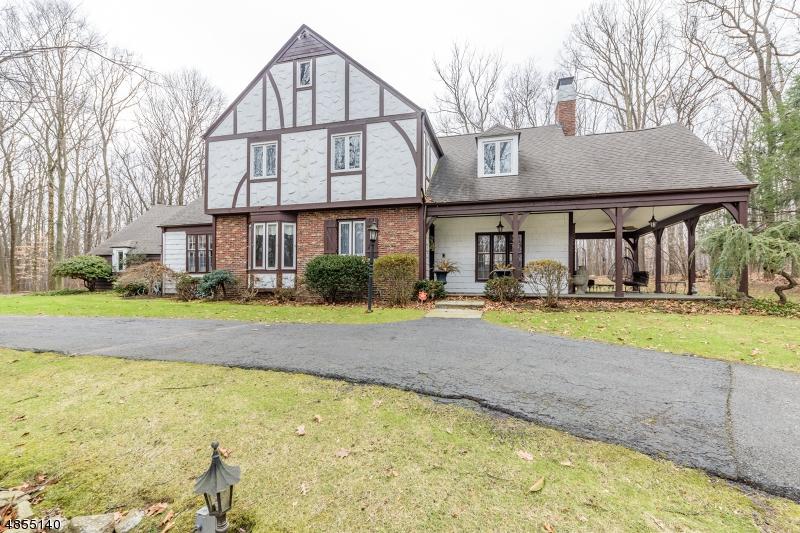 32 Horizon Dr - Photo 1