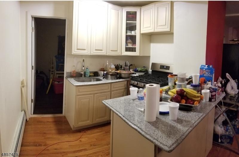 107 N 7Th St - Photo 1