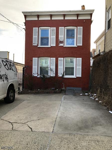 32 Elm St - Photo 1