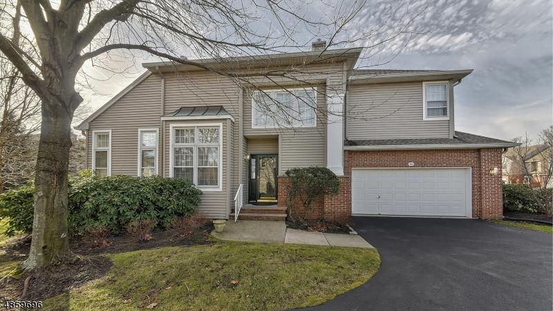 60 Kent Dr - Photo 1