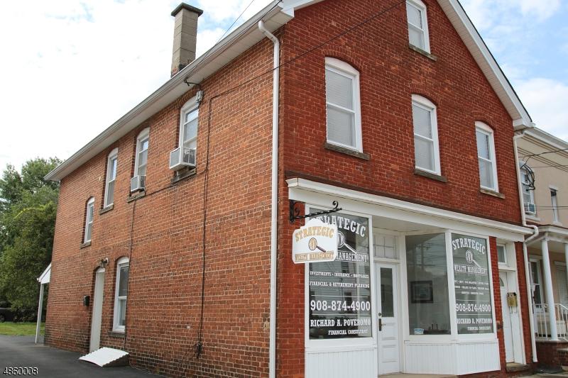 33 Thompson St - Photo 1