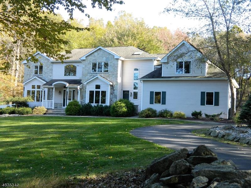 4 Lenore Ct - Photo 1