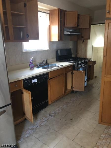 1465 Parkview Ter - Photo 1
