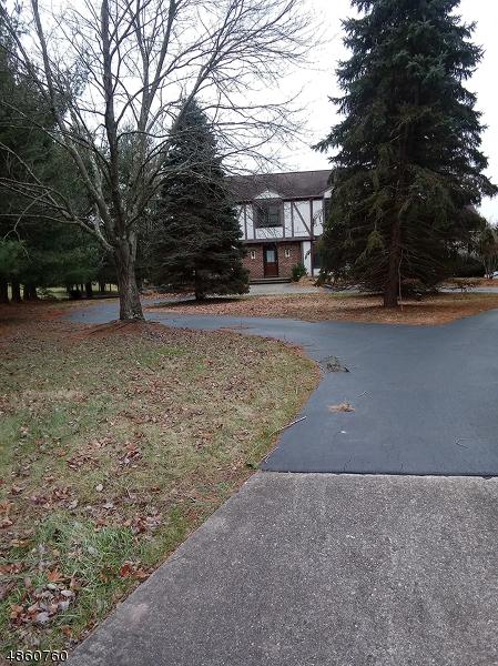 25 Spy Ln - Photo 1
