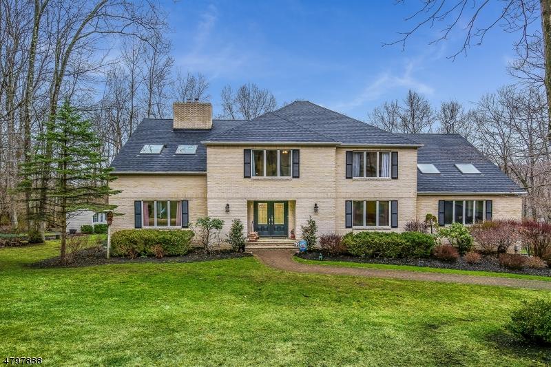 71 Lambert Dr - Photo 1