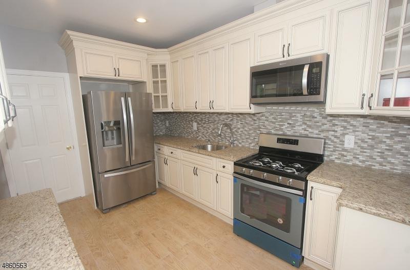 23 Crescent Pl - Photo 1