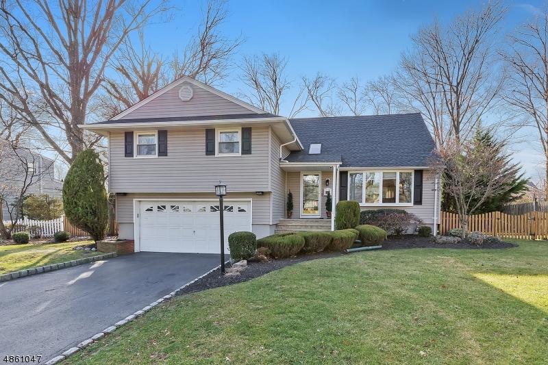 71 Genesee Trl - Photo 1
