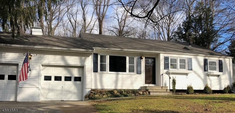 48 Lake Dr - Photo 1