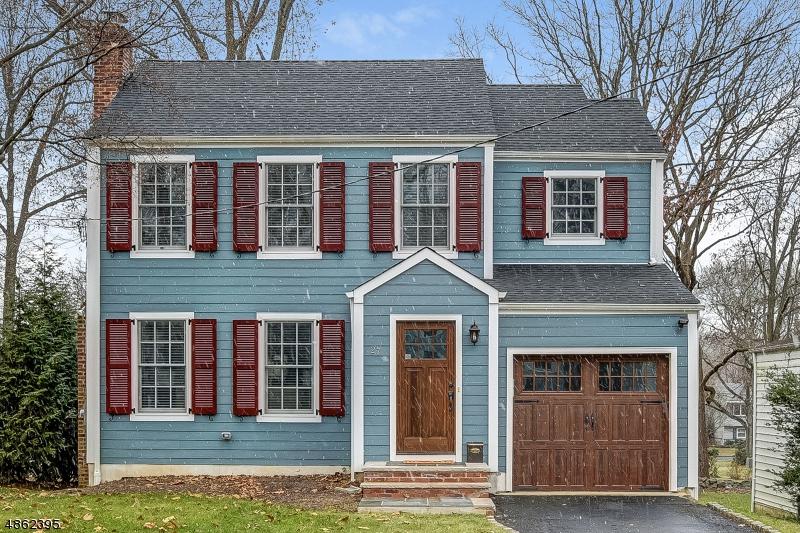 27 Tallmadge Ave - Photo 1