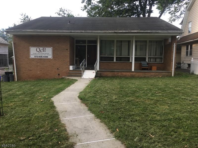86 Chancellor Ave - Photo 1