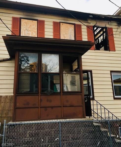 518 Summer St - Photo 1