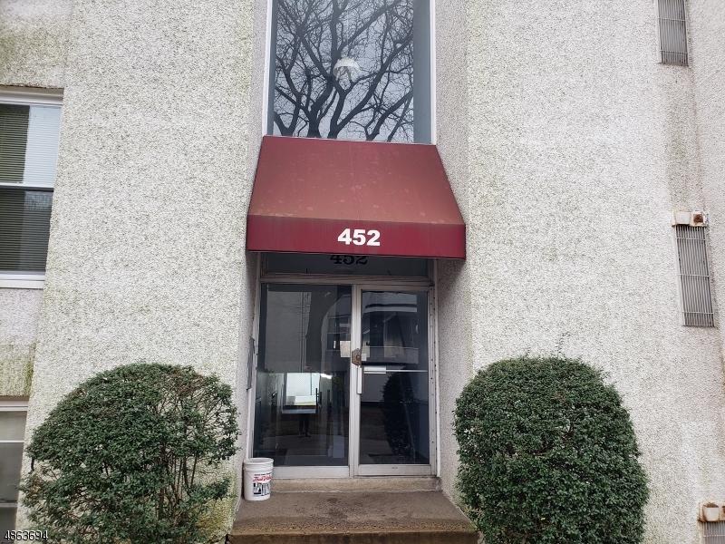 452 River Rd - Photo 1