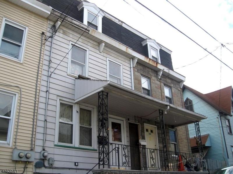 138 Mercer St - Photo 1