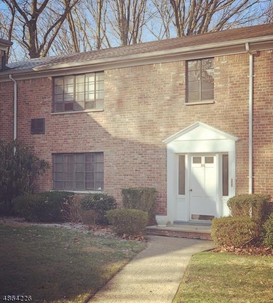 86 Troy Drive - Photo 1