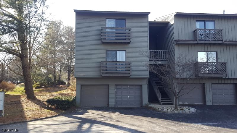 201 Spruce Hills Dr - Photo 1