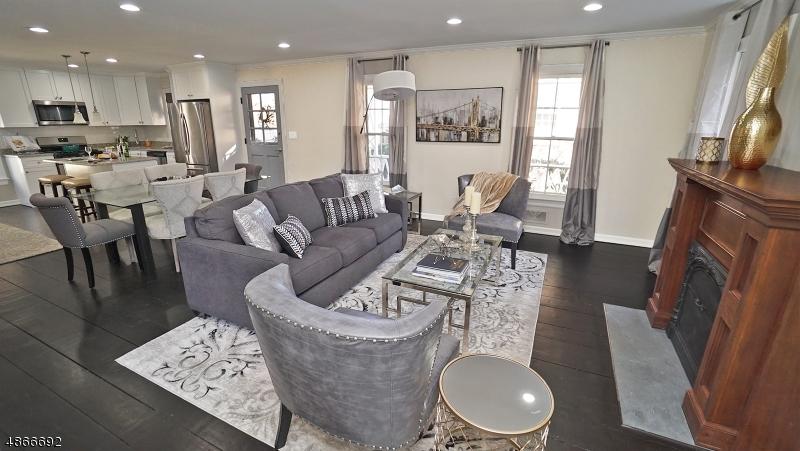 17 Murray Hill Sq - Photo 1