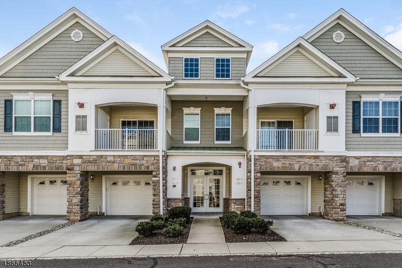 1505 Meadow Brook Ct - Photo 1