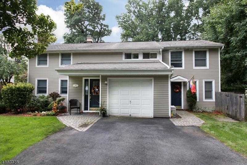 56 Dora Ave - Photo 1