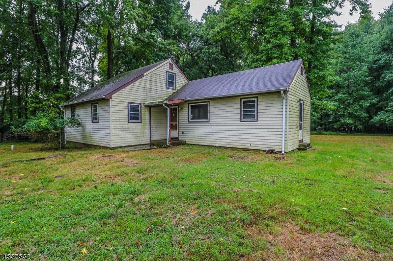 14 Green Shadow Ln - Photo 1