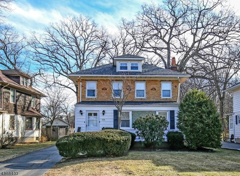 420 W Main St - Photo 1