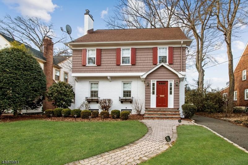 3 Tuxedo Pl - Photo 1