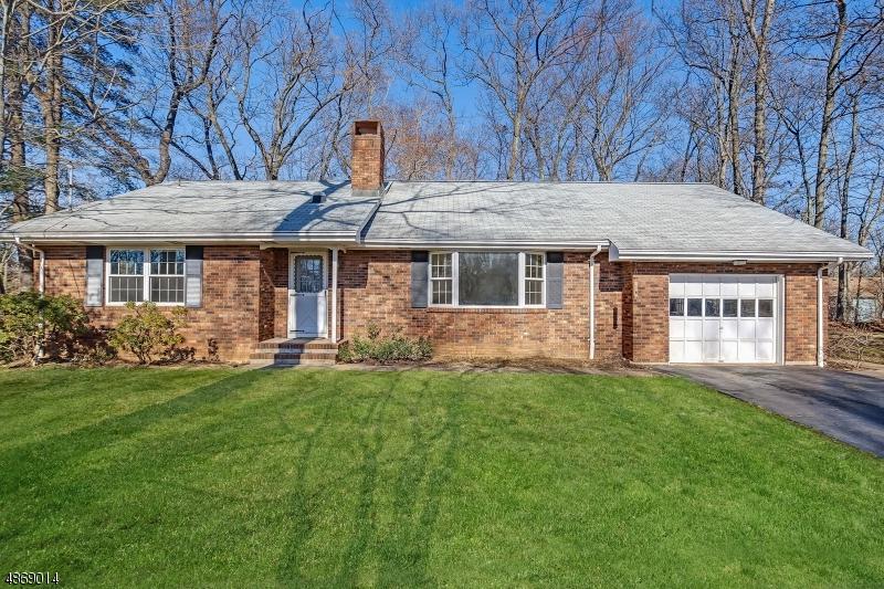 26 Parker Dr - Photo 1