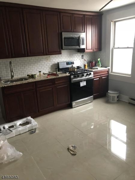 351 Ridgewood Ave - Photo 1