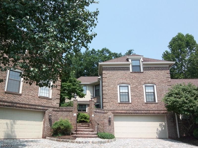 8 Casper Ct - Photo 1