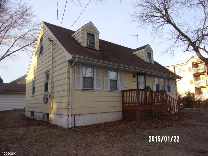 1842 Ludlow St - Photo 1