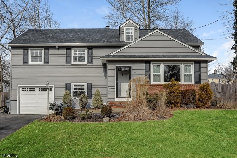 35 Bradford St - Photo 1