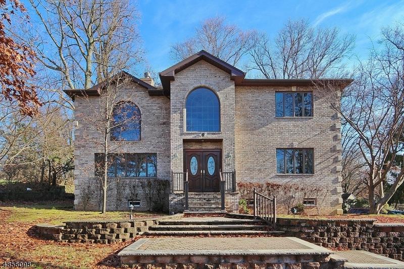 630 Snyder Ave - Photo 1
