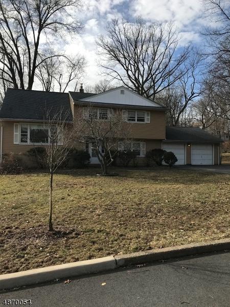 47 Tarn Dr - Photo 1