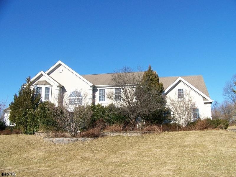 1 Carhart Ct - Photo 1