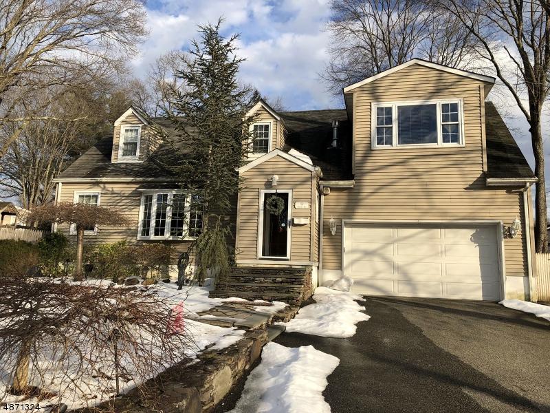 51 Mohawk Ave - Photo 1