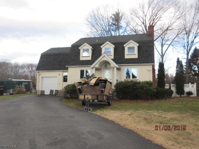 40 E Woodcliffe Ave - Photo 1